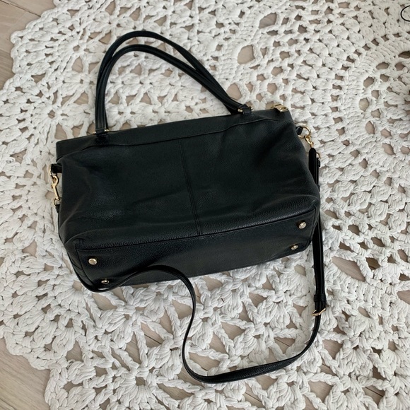 Coach Black Leather Shoulder bag with AdjustableStraps - Picture 16 of 17